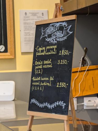 PXL 20240706 090435663